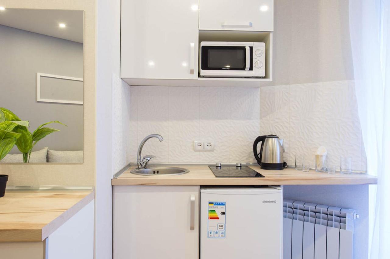 New Studio In The City Center - Mykoly Khvylovoho Str 5-2 Kharkov Luaran gambar
