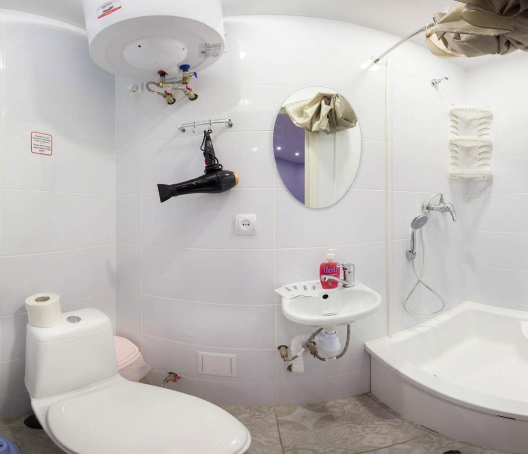 New Studio In The City Center - Mykoly Khvylovoho Str 5-2 Kharkov Luaran gambar